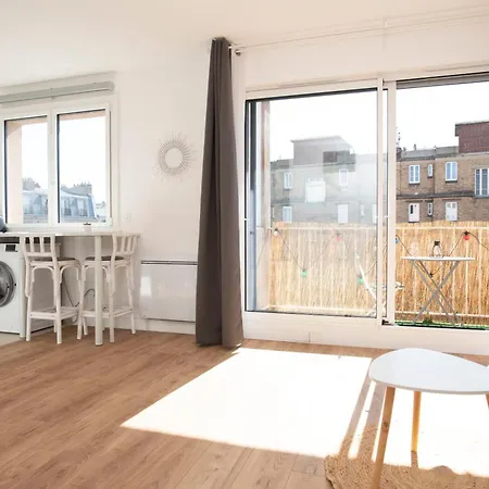Sunny Quiet Apt W Balcony At L14 Pont Cardinet Apartment Paris