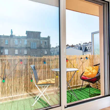 Sunny Quiet Apt W Balcony At L14 Pont Cardinet *